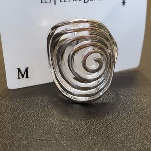 Silver tone swirly ring Size 6.5